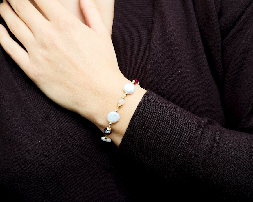Bracelet silver with carnelian, quartz and flat white pearl Selezione Zanolli
