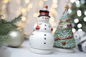 Idea regalo Natale Pupazzo di neve Nostalgic Melody porcellana con carillon Villeroy & Boch