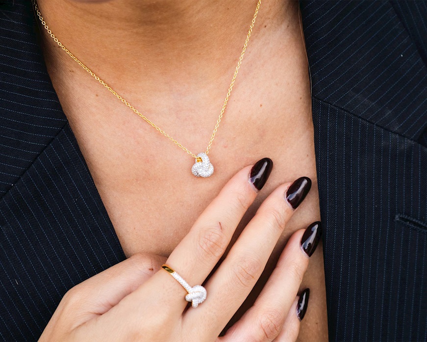 Collana Nodo argento dorato con zirconi Sovrani