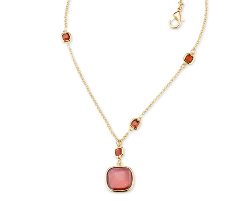 Collana Lou ottone finitura oro con occhio di gatto fucsia, madreperla e catena di cristallo granato Sovrani