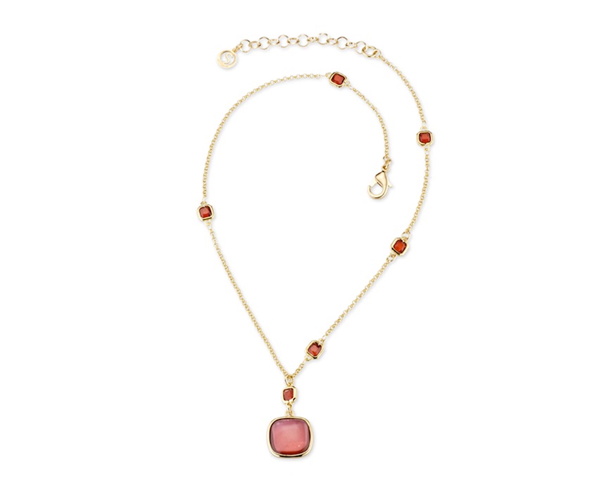 Collana Lou ottone finitura oro con occhio di gatto fucsia, madreperla e catena di cristallo granato Sovrani