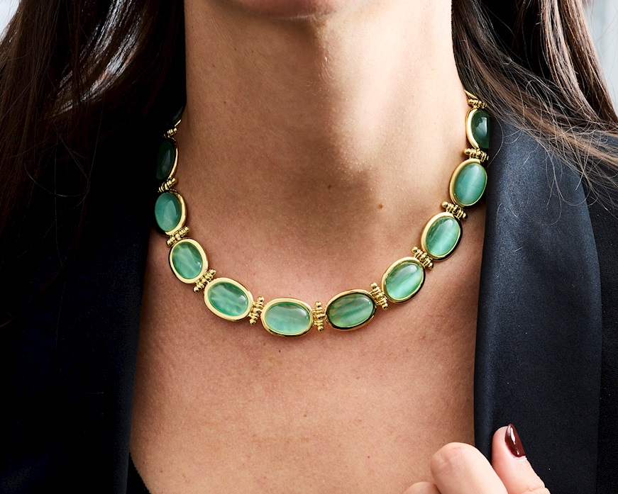Collana ottone finitura oro con occhio di gatto verde acqua Sovrani