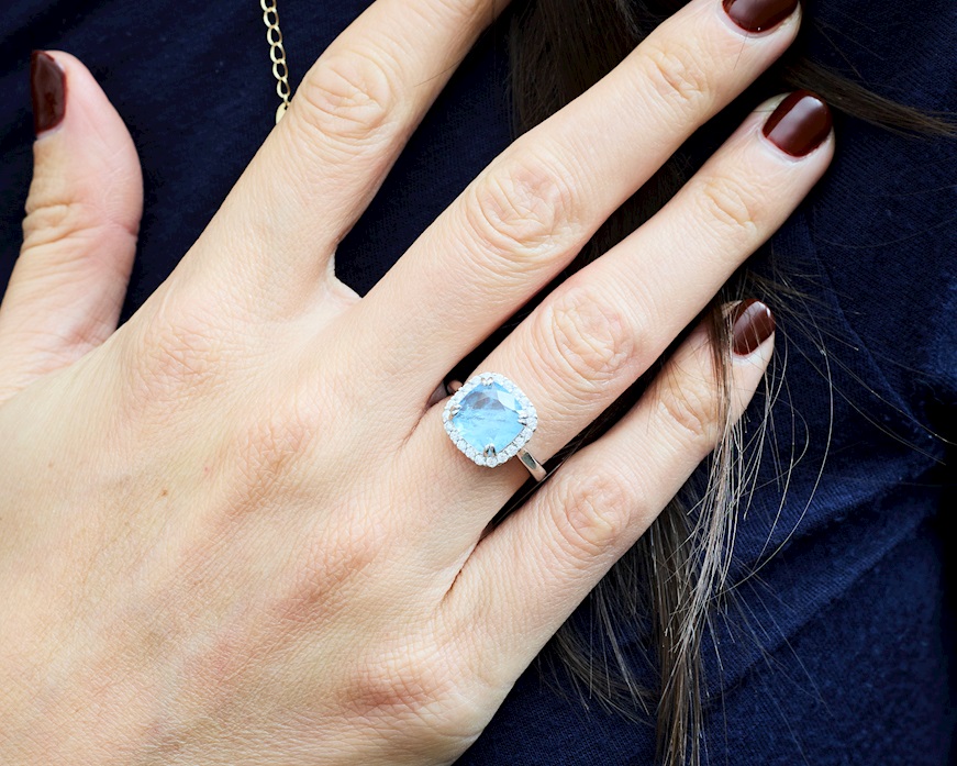 Anello argento con cubic zirconia e pietra idrotermale azzurra Sovrani