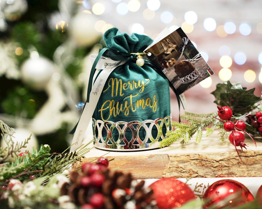 Confezione regalo Sottobottiglia Cerchi argento trilaminato con panettoncino Selezione Zanolli