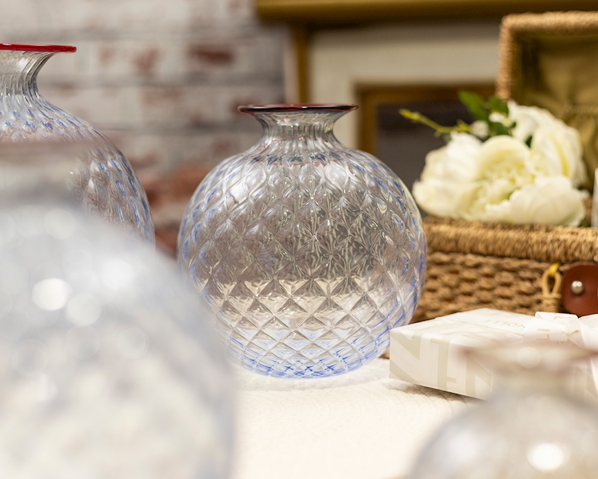 Vaso Monofiore Balloton vetro di Murano iceberg con filo rosso Venini