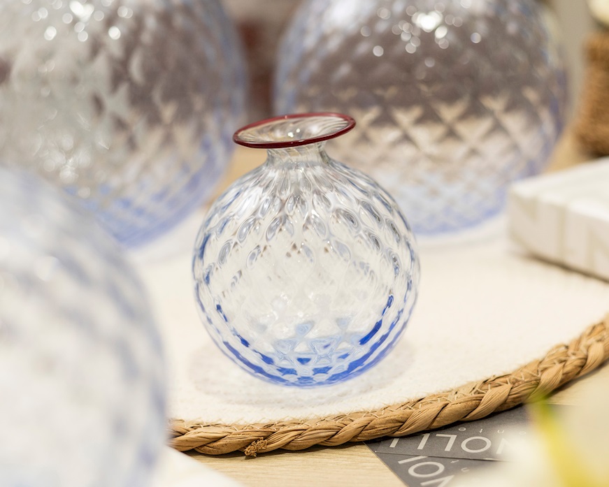 Vaso Monofiore Balloton vetro di Murano iceberg con filo rosso Venini