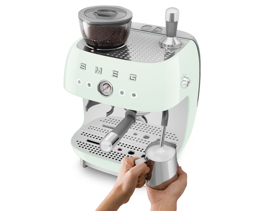 Coffee machine pastel green Smeg