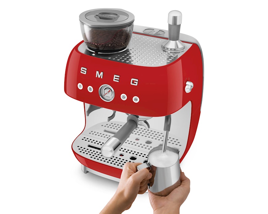Coffee machine red Smeg