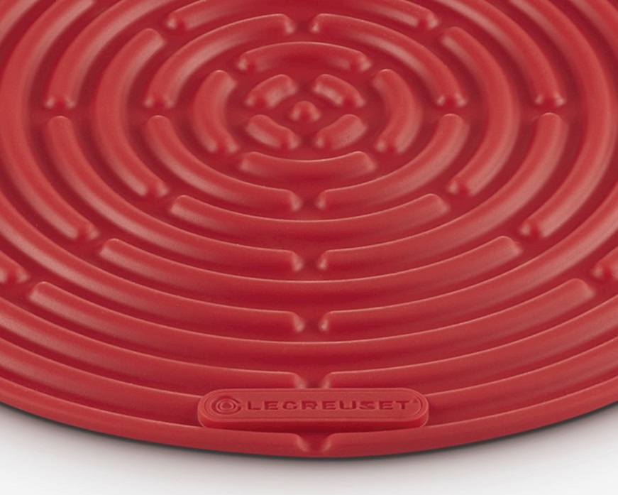 Round trivet Classic silicone cerise Le Creuset