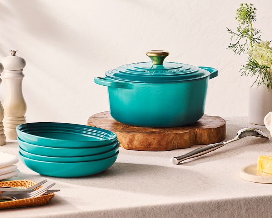 Round cocotte Evolution cast iron riviera Le Creuset
