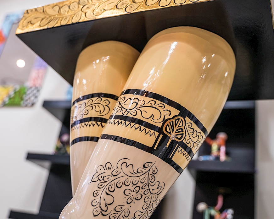 Console Table Lady's Legs hand painted Tom's Drag