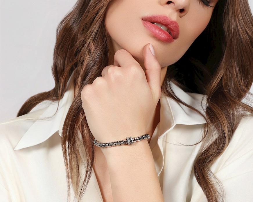 Bracciale Classica in bronzo bianco con zirconi Unoaerre