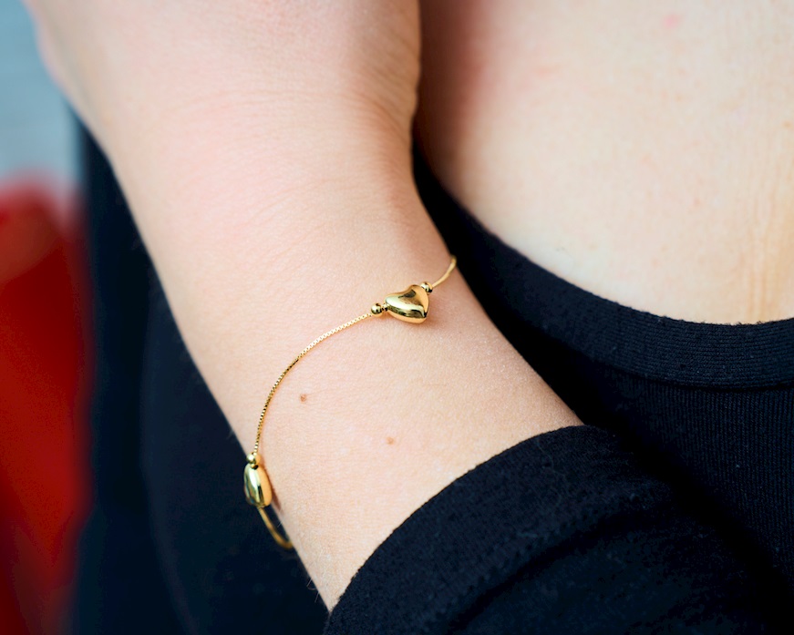 Bracciale Oro 9k con cuori Unoaerre