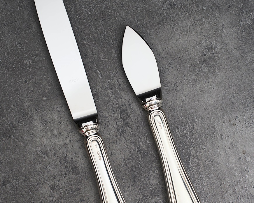 Set coltelli formaggio argento 40 grammi 2 pezzi in stile Inglese usato ricondizionato Zanolli Vintage