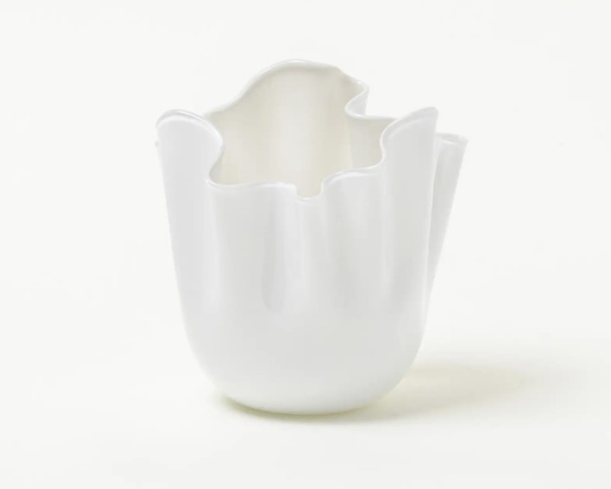 Vaso Fazzoletto vetro di Murano bicolore lattimo interno talpa Venini