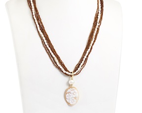 Collana cameo corta Moonlight argento dorato con perle di fiume e spinello Sovrani