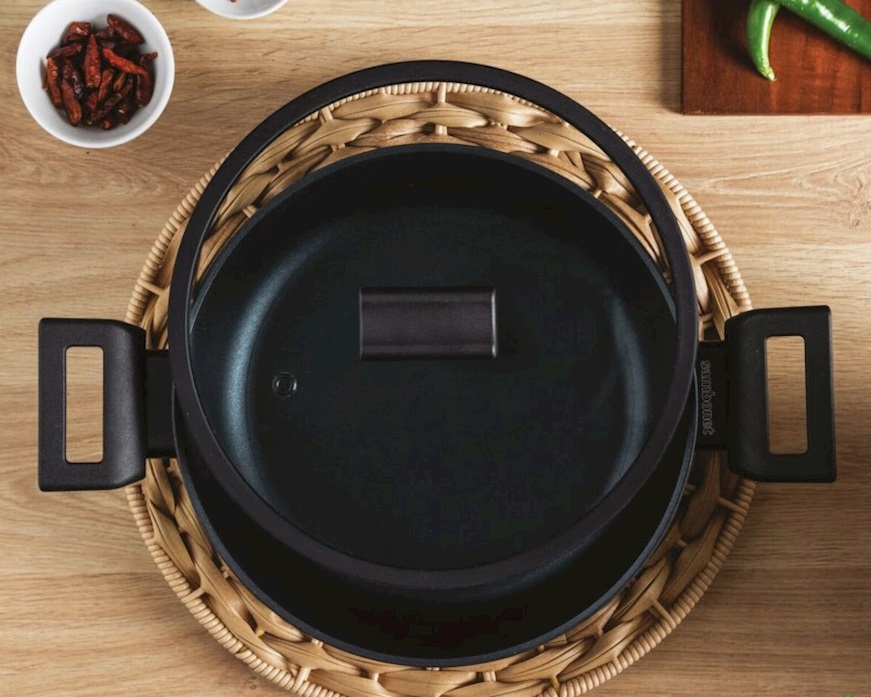 Low saucepan Titan Pro Green with lid Sambonet