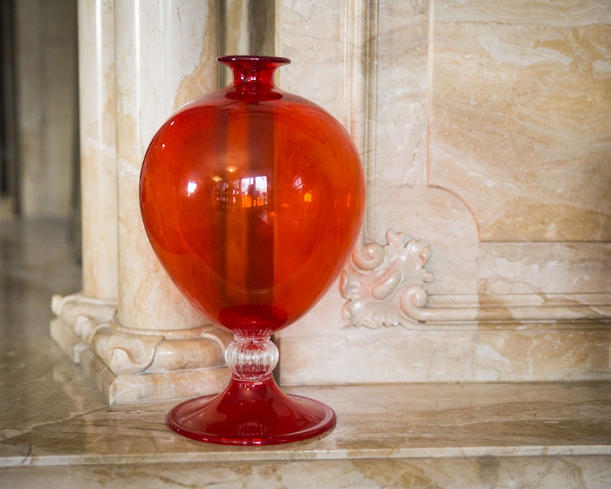 Vaso Veronese vetro di Murano rosso Venini