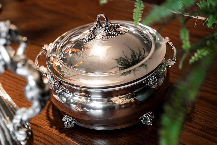 Soup bowl silver with grape decoration Selezione Zanolli