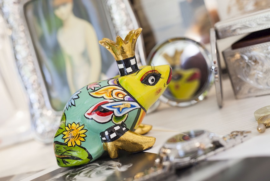 Frog Harry S hand painted Tom's Drag