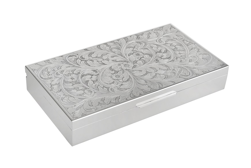 Box silver with floral engraving and wooden interior Selezione Zanolli