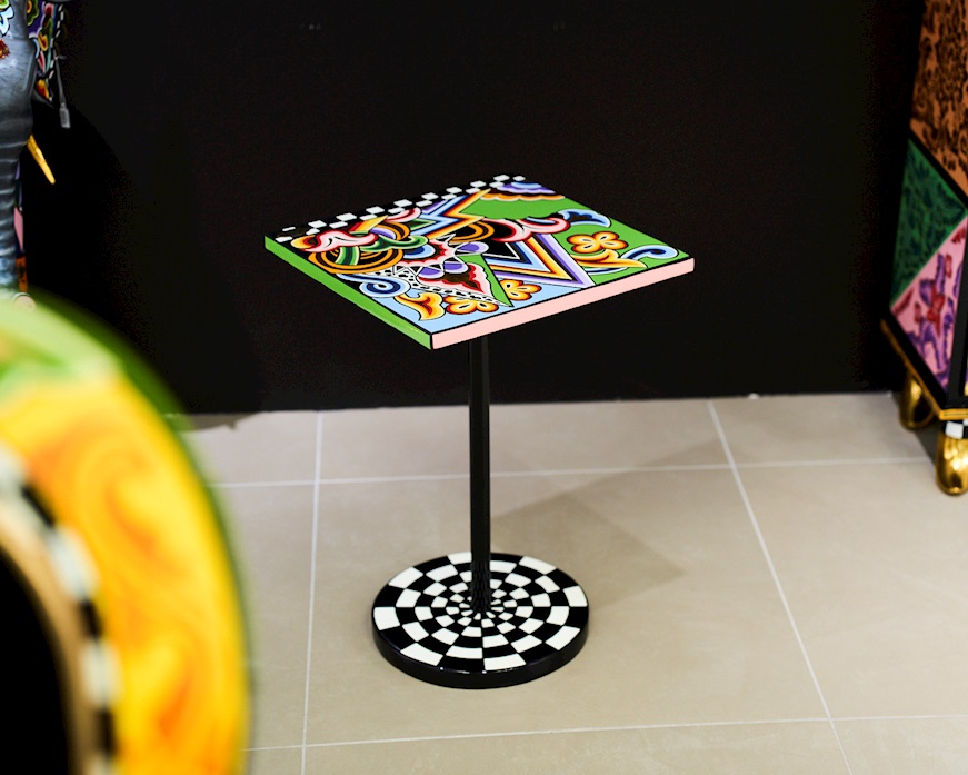 Table Graphic Design hand painted Tom's Drag