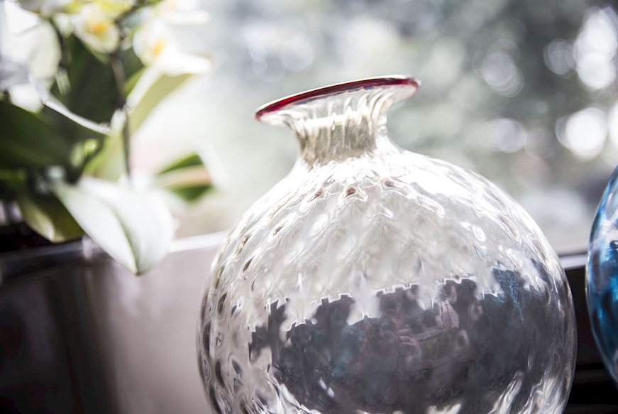 Vase Monofiore Balloton Murano glass grey with red ring Venini