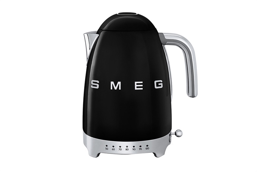 Kettle black Smeg