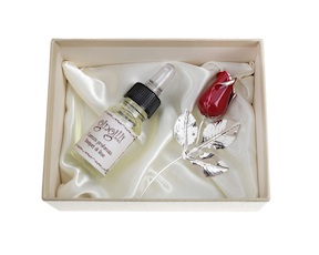 Bomboniera Rosetta bocciolo rosso silver plated con essenza e scatola