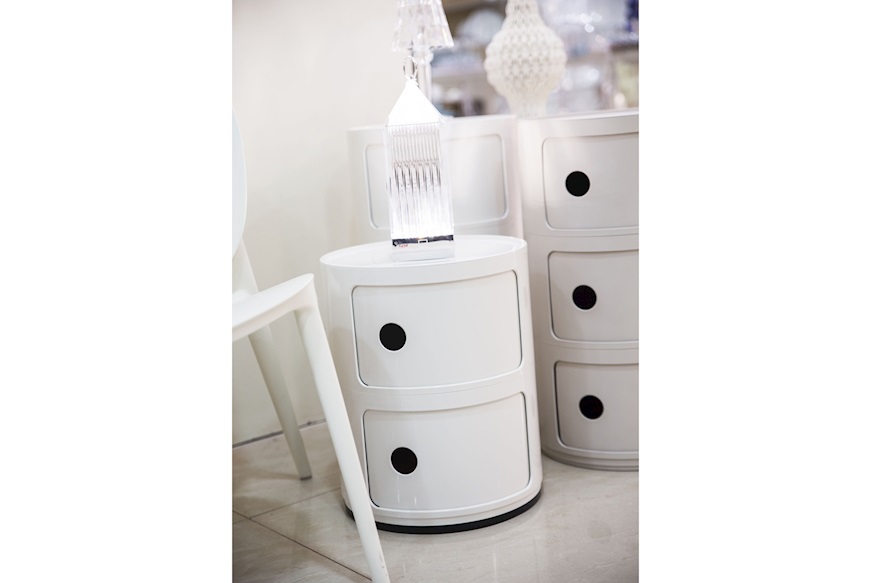 Cassettiera Componibile a tre elementi colore bianco Kartell