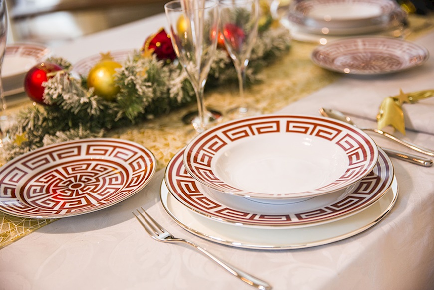 Dessert plate Labirinto Scarlatto porcelain Richard Ginori