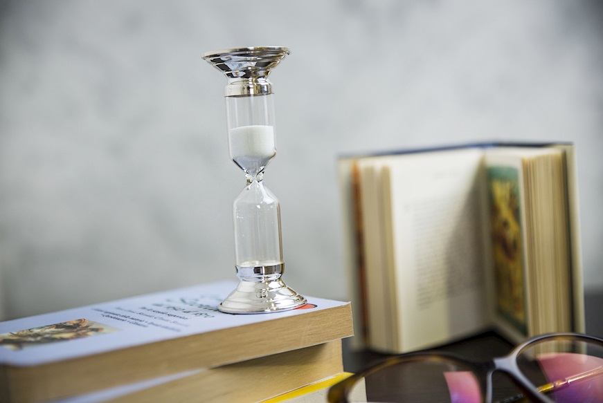 Hourglass bilaminated Silver with sugared almonds Selezione Zanolli