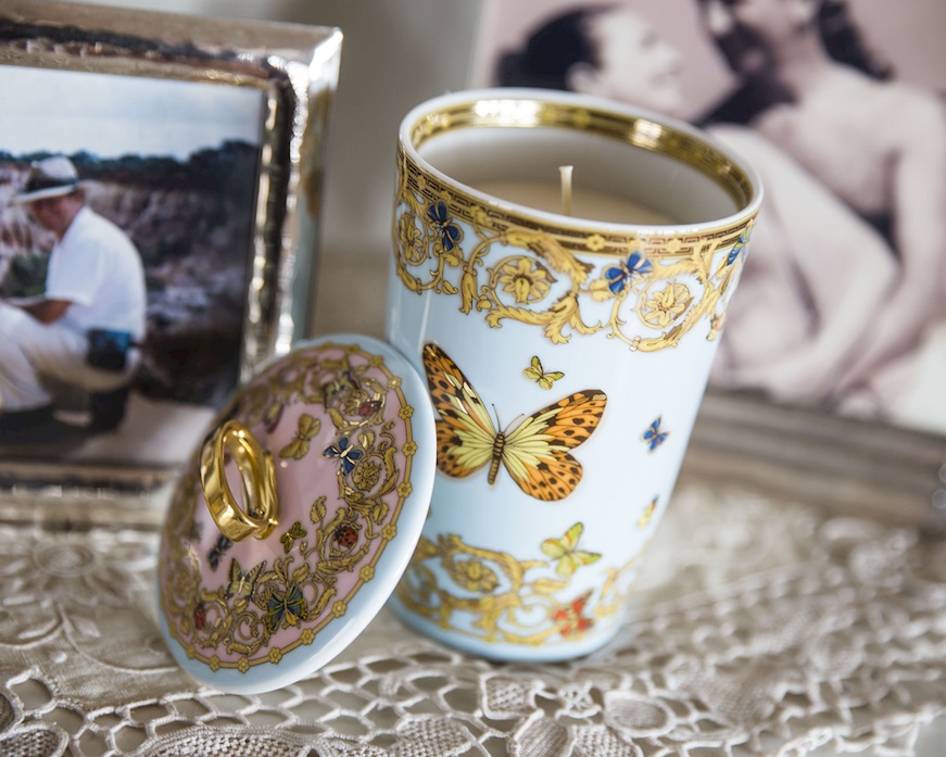 Vaso portacandela Le Jardin porcellana con coperchio e candela Versace