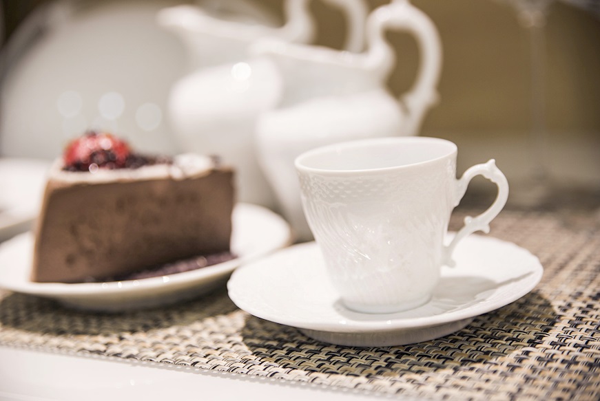 Coffee cup Vecchio Ginori porcelain Richard Ginori