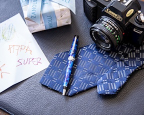 Penna a sfera Optima Auroloide screziata blu Aurora