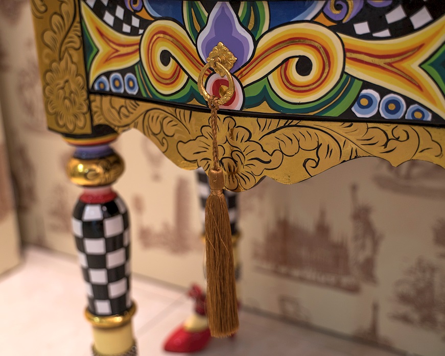 Cassettiera M Versailles dipinta a mano Tom's Drag