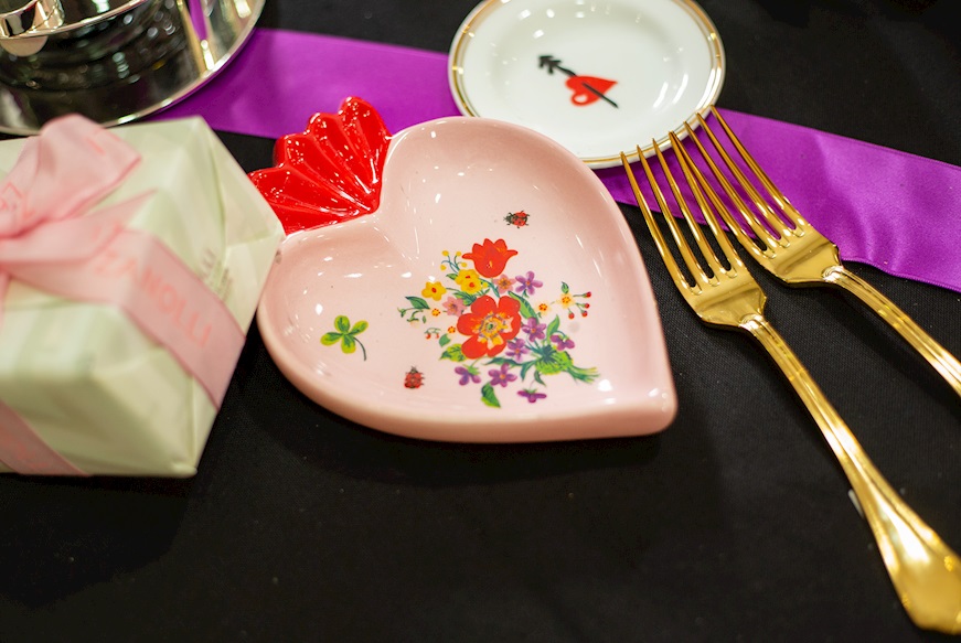 Svuotatasche La Tavola Scomposta porcellana con decoro floreale Bitossi home