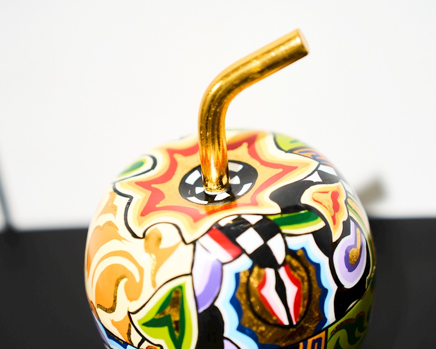 Apple-Shaped Box M hand painted Tom's Drag