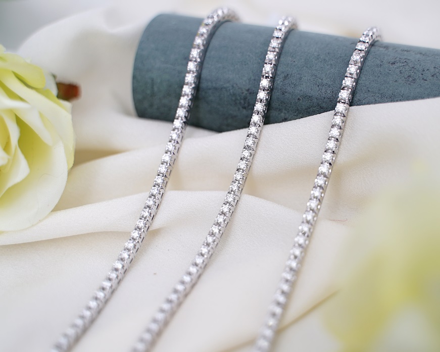 Bracciale tennis oro 750‰ e diamanti ct. 3.00 Davite & Delucchi