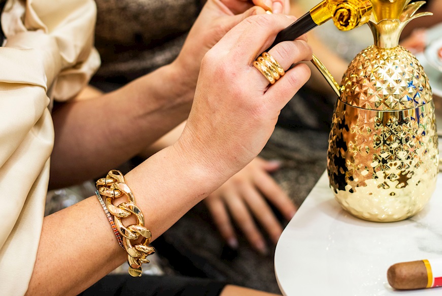 Bracciale in bronzo dorato con maglia grumette Unoaerre