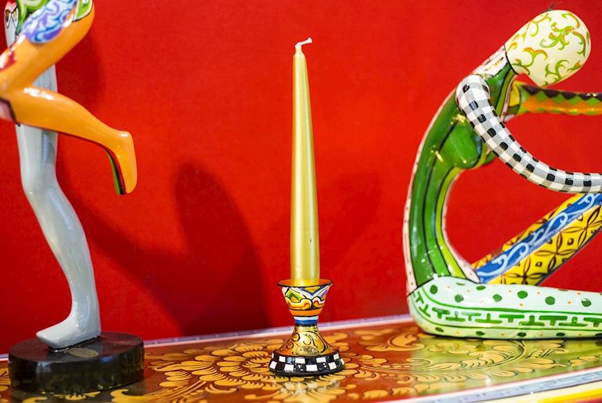 Candlestick Gold hand painted Tom's Drag