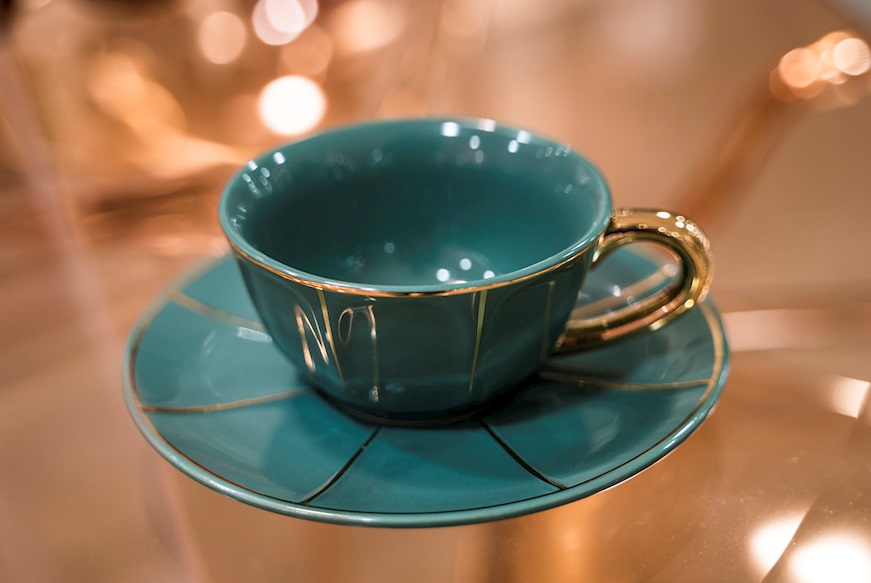 Tea cup La Tavola Scomposta porcelain with saucer Bitossi home