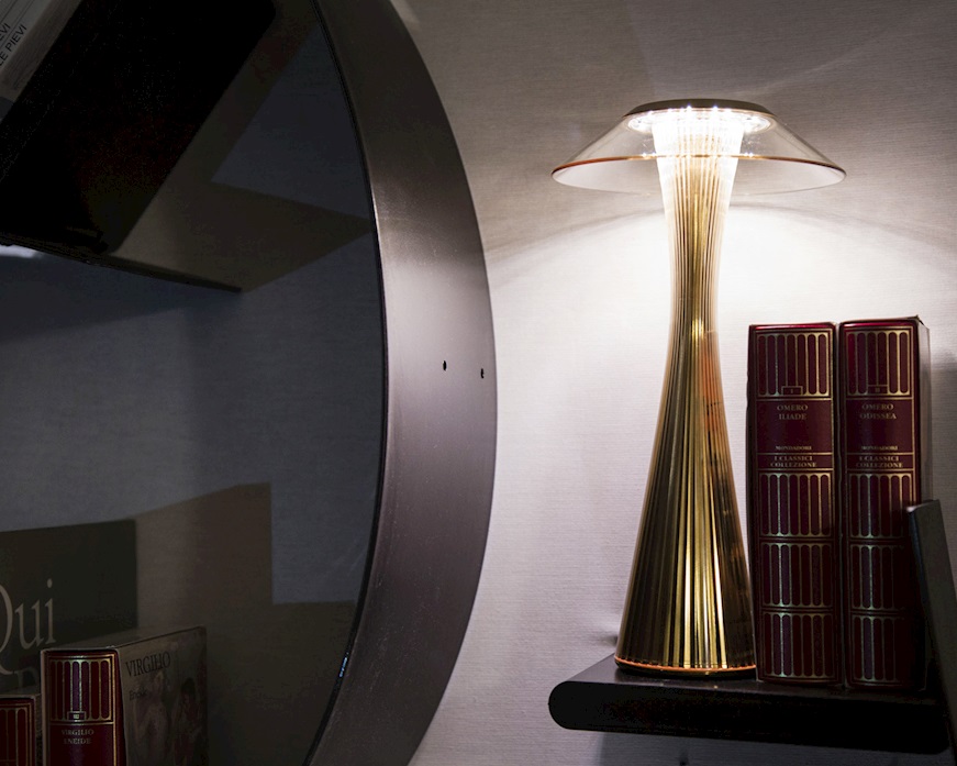 Lampada Space oro Kartell