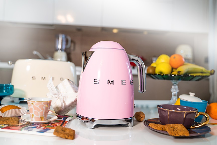 Bollitore Rosa Smeg