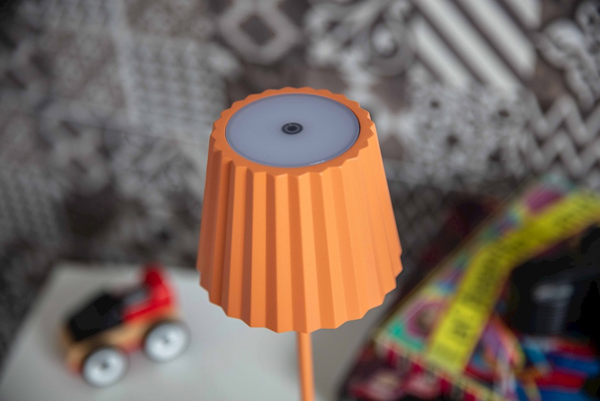 Lampada da tavolo a LED Troll 2.0 arancio Sompex