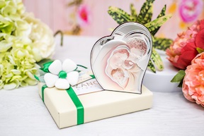 Holy Family colored with sugared almonds Selezione Zanolli