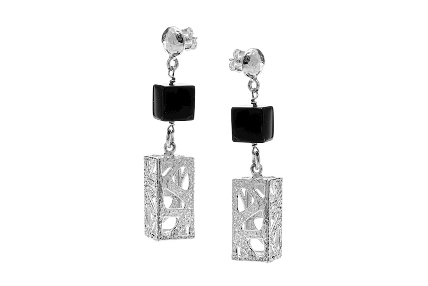 Orecchini pendenti Leila argento con cubo di agata nera Selezione Zanolli