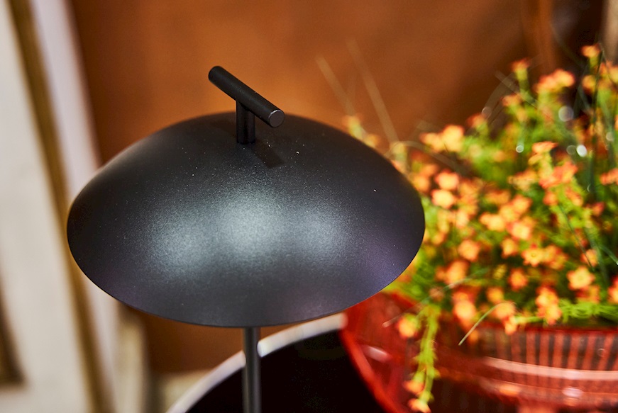 Lampada da tavolo Mini Geen-A acciaio colore nero con batteria dimmerabile Kartell