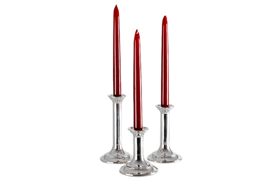 One-column silver candlesticks, one flame