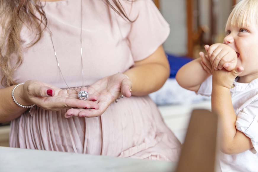 Chiama Angeli Gravidanza Con Piedino Di Strass – Collana Regalo Per Future Mamme